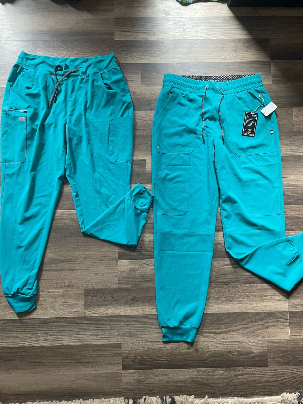 Bundle 2 teal joggers women’s size medium. Brand KOI / EPIC